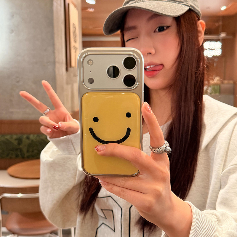 Ins Minimalist Lines Smiling F - Back Cover Adhesive recension och pris